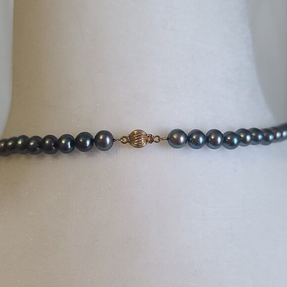 🖤Honora 18" Black Pearl Necklace – 14 K Gold Ball Clasp🖤 - Picture 2 of 5